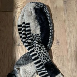 Anthropologie scarf shawl